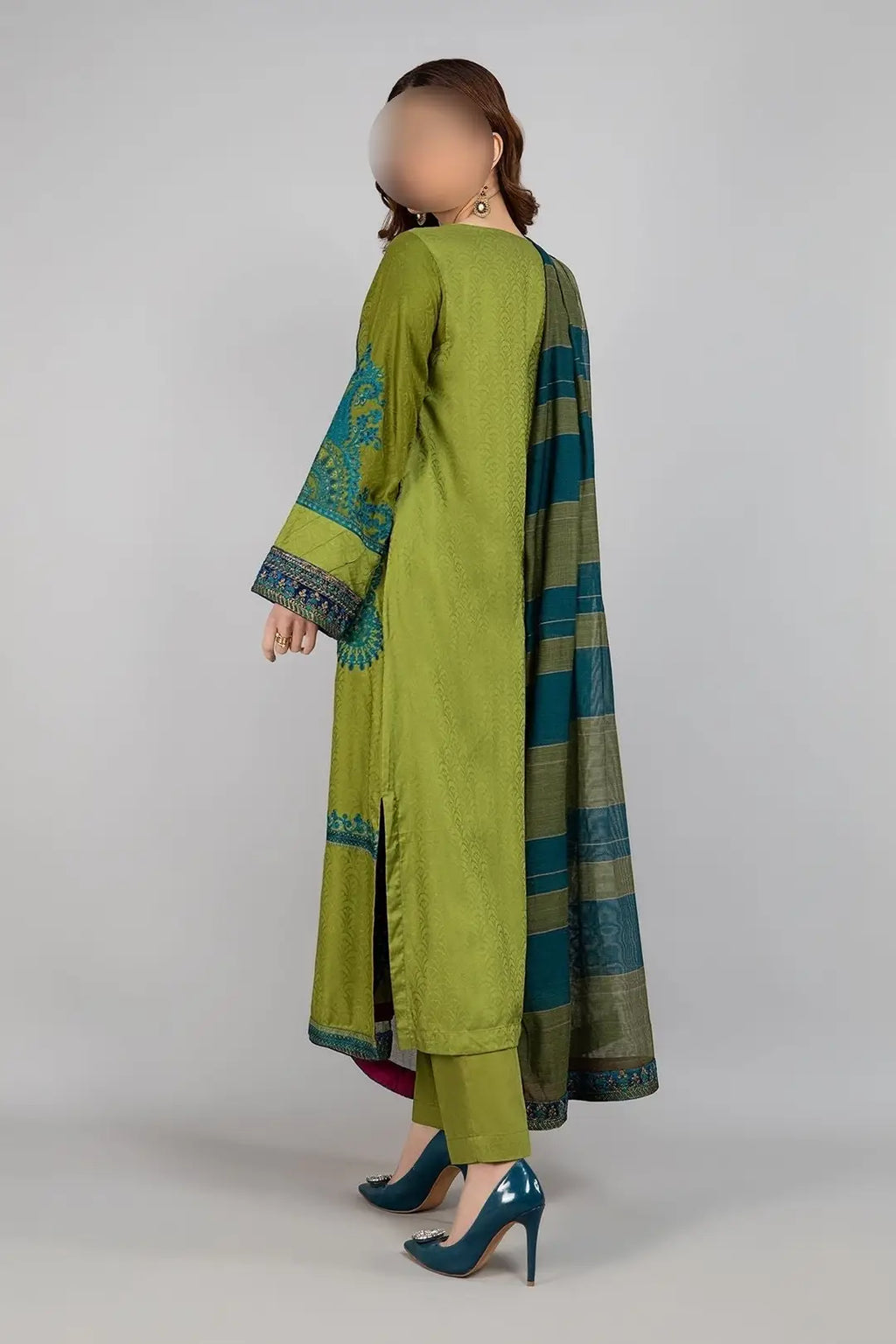 3 Pcs Lawn Embroidered Suit – Olive Green